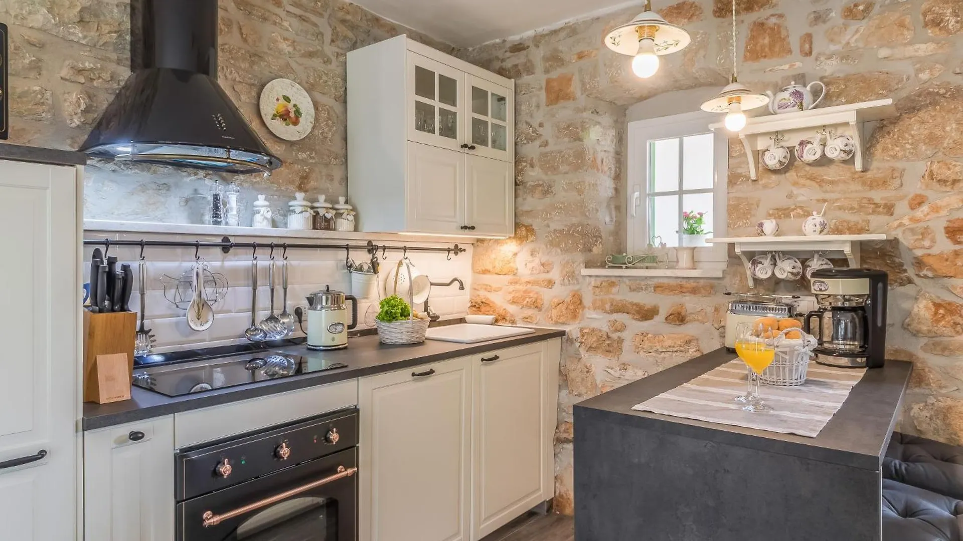 Family Friendly House With A Swimming Pool Cerion, Central Istria - Sredisnja Istra - 16332 Višnjan 0*,